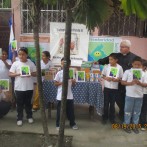 Entrega material escolar: Tercer Proyecto escuela de Muy Muy, Nicaragua