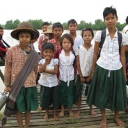 Solidaridad no es solo dar cuando sobra o lo que sobra.