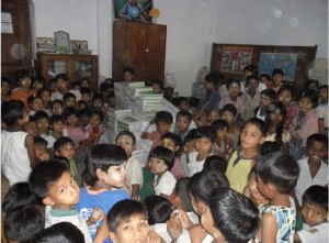 Material escolar para el Colegio Shwe Zedi